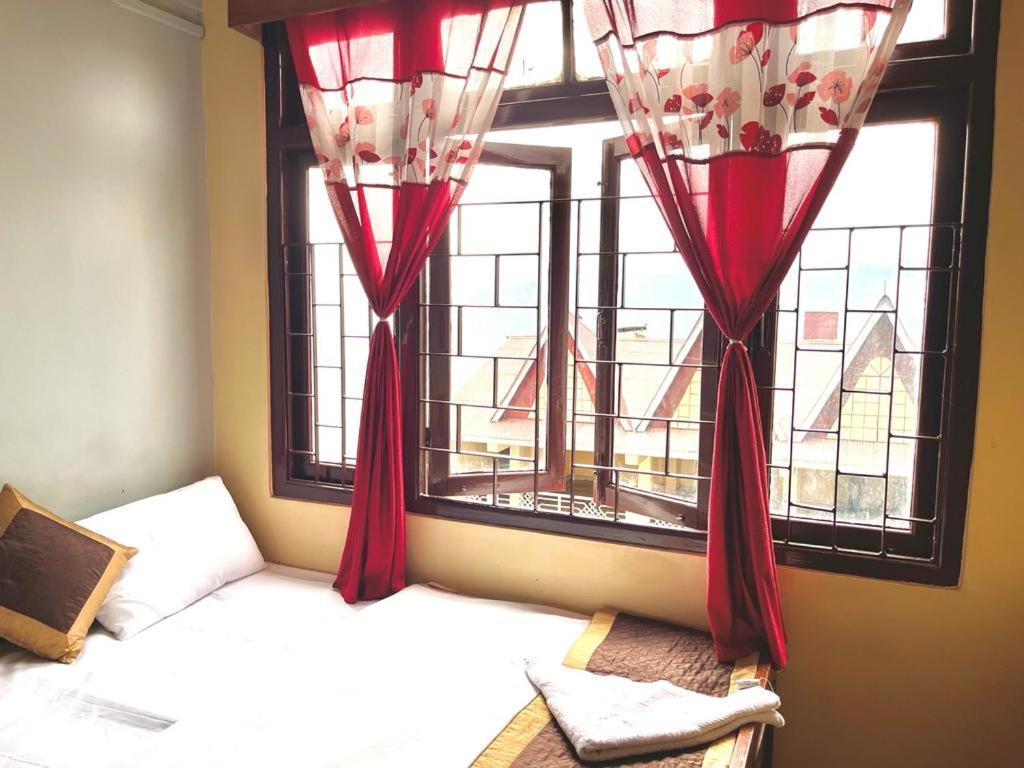 Hotel Red Rose 강토크 외부 사진